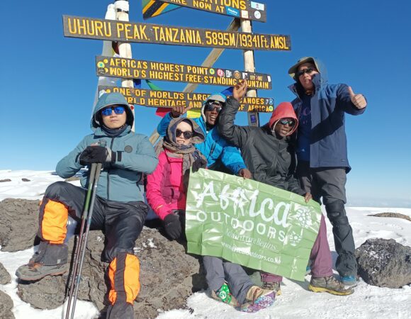 The Best Route To Climb in Mount Kilimanjaro.