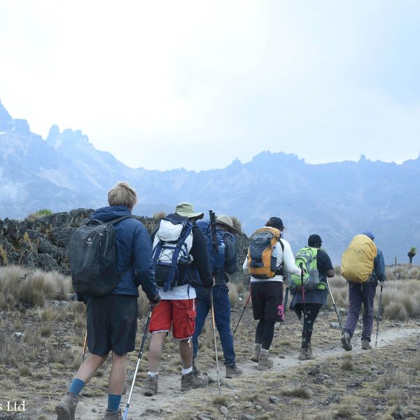 Mount Kenya Chogoria-Sirimon Route(3 days)